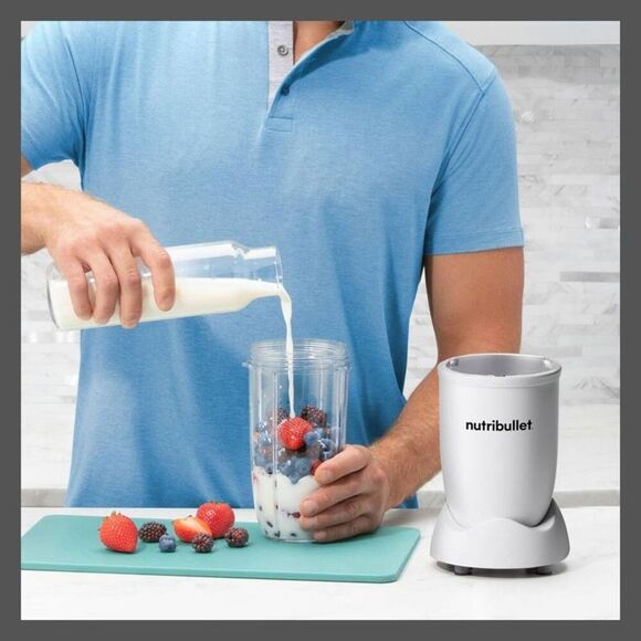 Open Box - NutriBullet -  Pro 900 Series - Matte White White - Picture 5 of 7